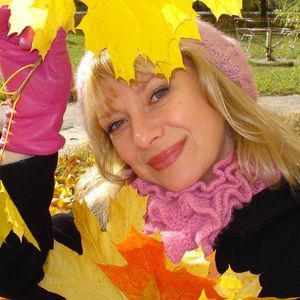 Meet your Posher, Elena